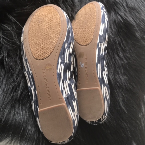 Lucky Brand Echo 3 Ballet Flat Arrows - Picture 6 of 6